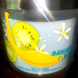 Bath and body works Bahama Fizz candle